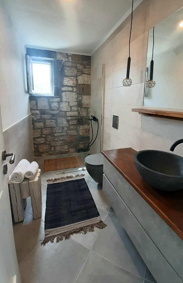 Koroni Stone House, Newly Built Studios By The Sea Экстерьер фото