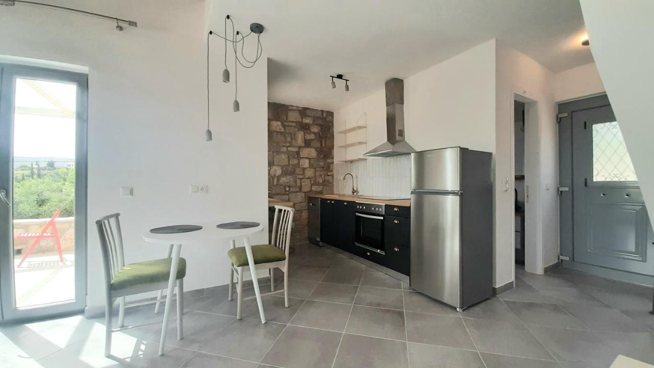 Koroni Stone House, Newly Built Studios By The Sea Экстерьер фото
