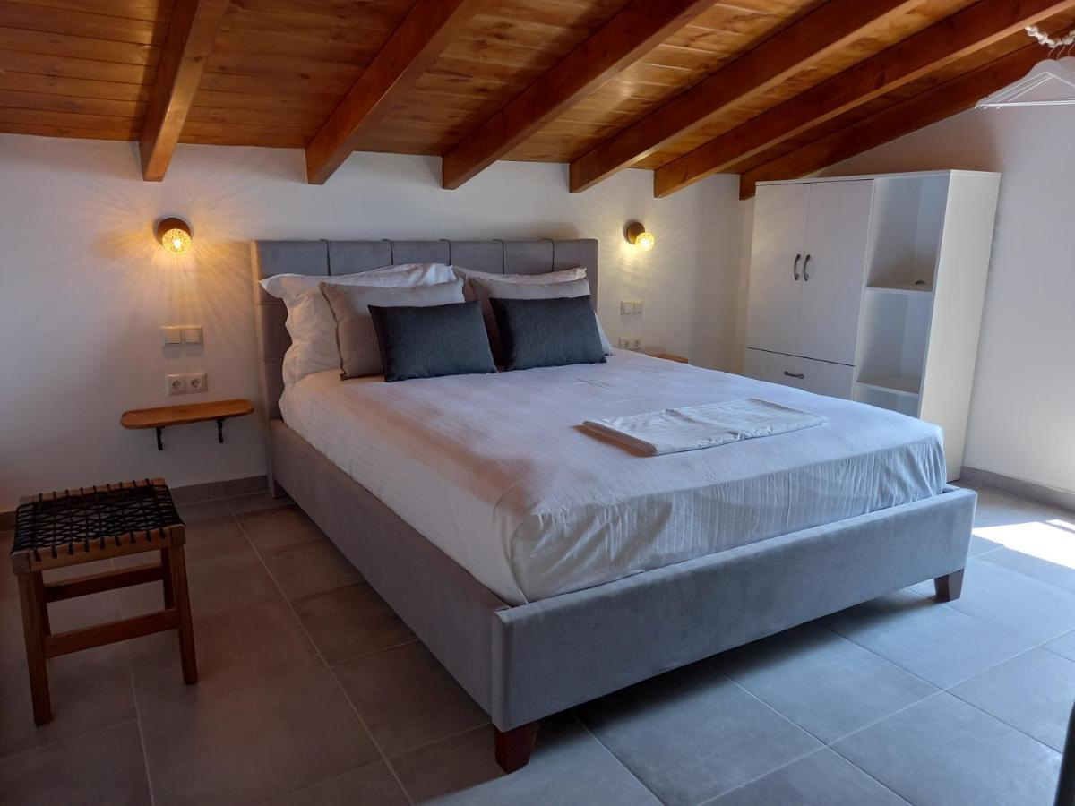 Koroni Stone House, Newly Built Studios By The Sea Экстерьер фото