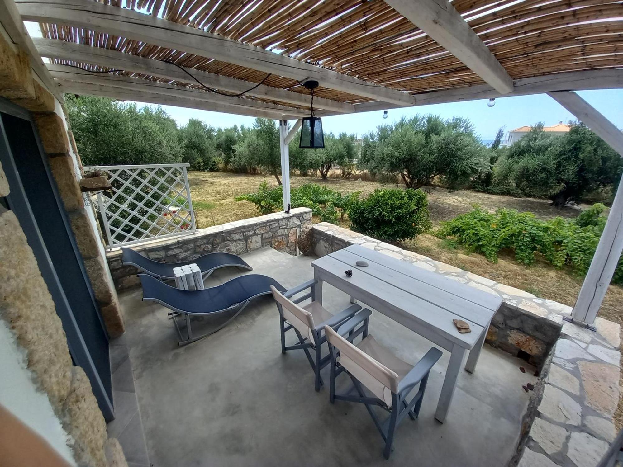 Koroni Stone House, Newly Built Studios By The Sea Экстерьер фото